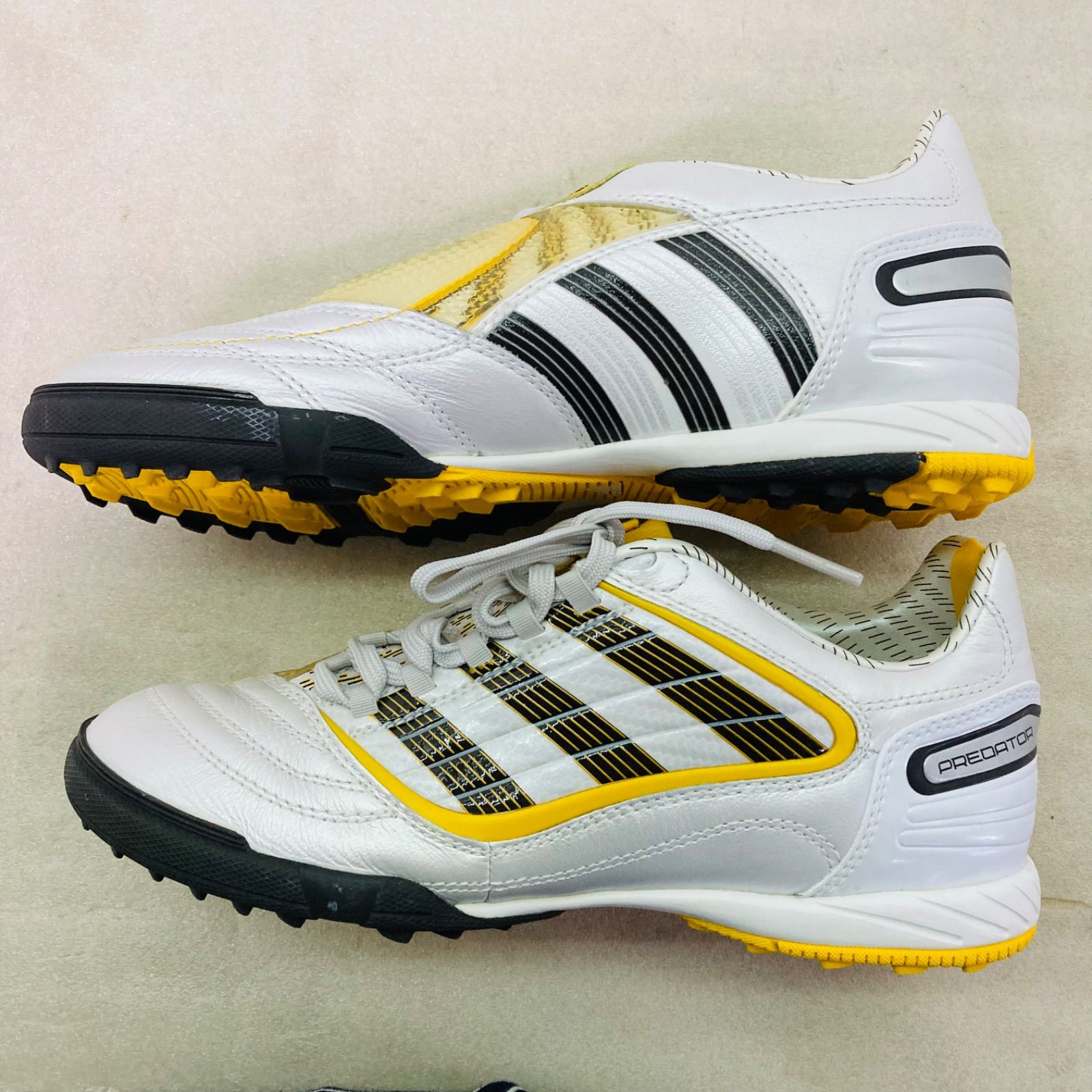 アディダス　プレデター　アブソリオンTF 新品】【23.5㎝】adidas プレデターアブソリオンX TRX TF PR Absolion