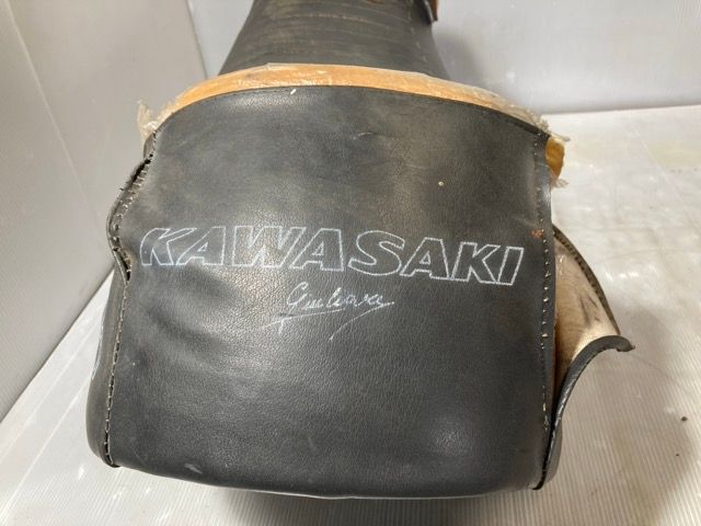 kz1000 Z1000 Z1 ジュリアーリ　シート 楽天市場】KAWASAKI KAWASAKI Z1000 ジュリアーリ シート KZ1000