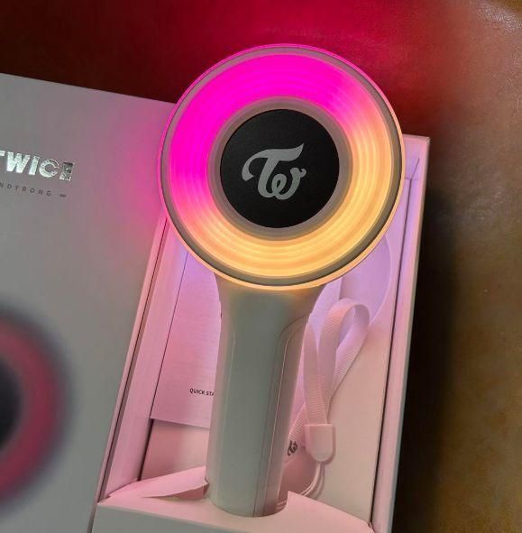 新品 TWICE CANDYBONG VER.3 ペンライト A1 楽天市場】TWICE Official Light stick CANDYBONG ∞ ver.3