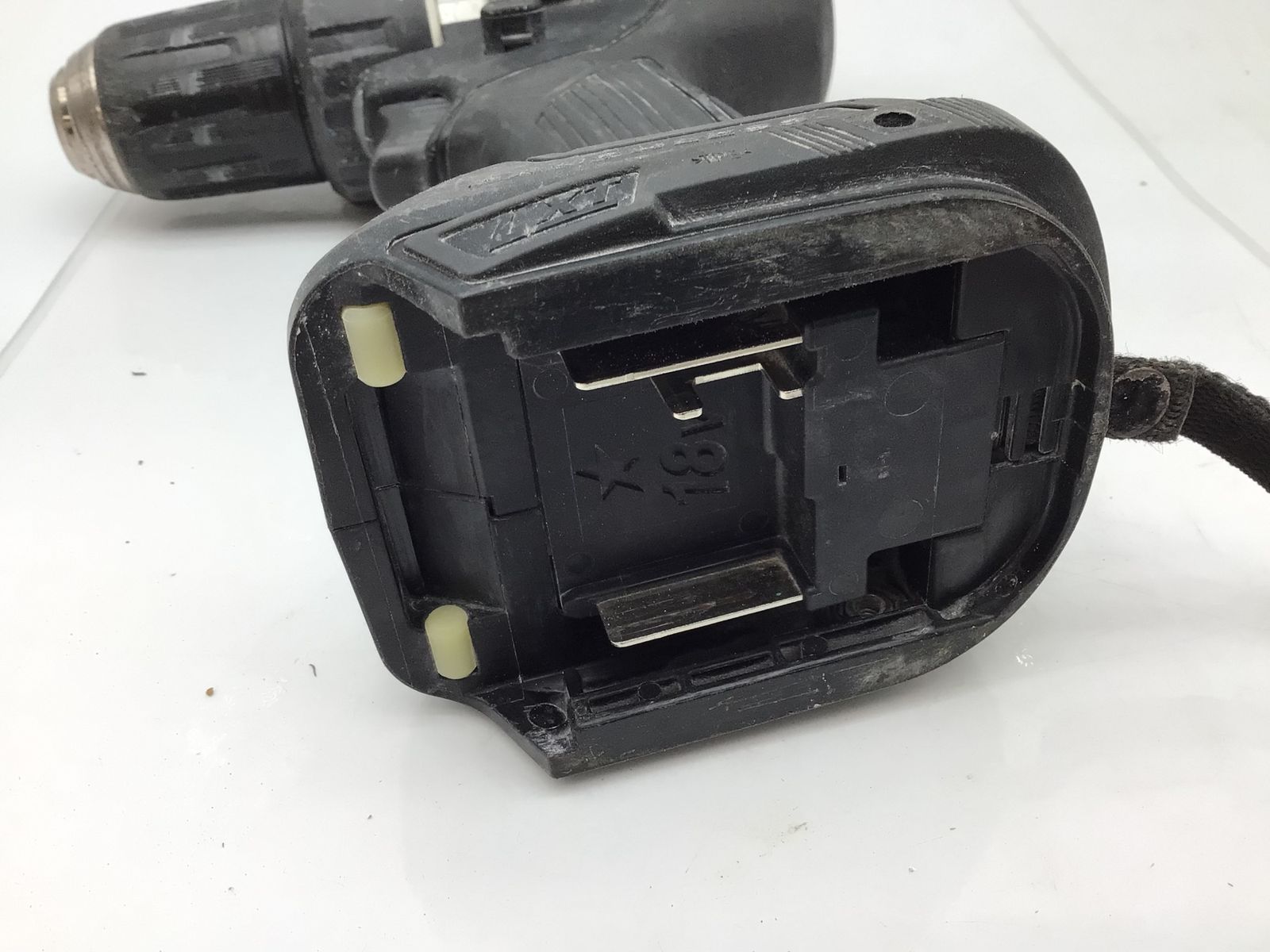 品 Makita|マキタ 18v充電式ドライバドリル 黒 本体のみ DF484DZB ITMVYJP6YSHU エコツール知立店 M02