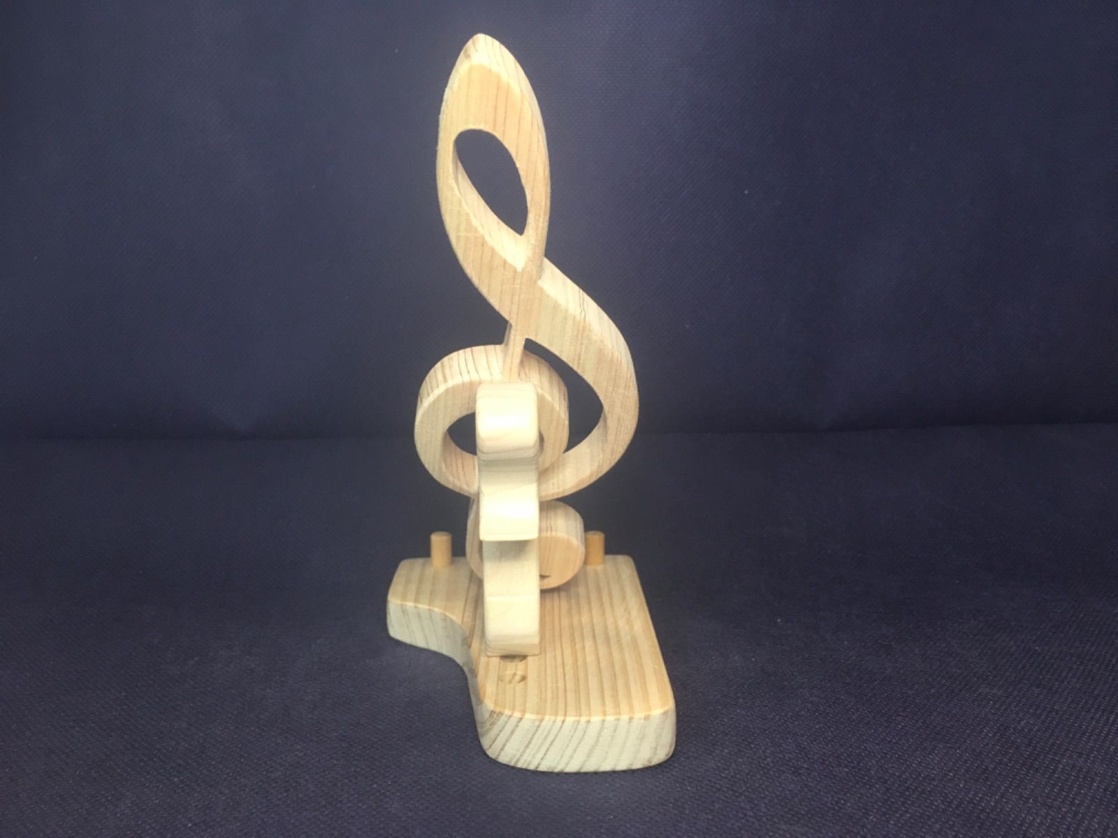 メルカリshops 木工 ハンドメイド スマホスタンド オーケストラ トーン記号