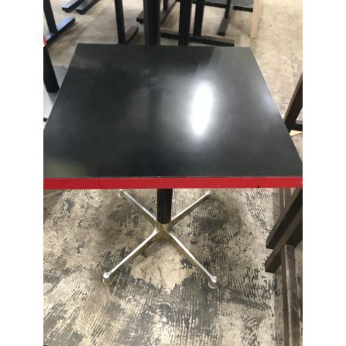 【中古】メラミンテーブル 黒赤 幅400×奥行400×高さ550 【送料無料】【業務用】
