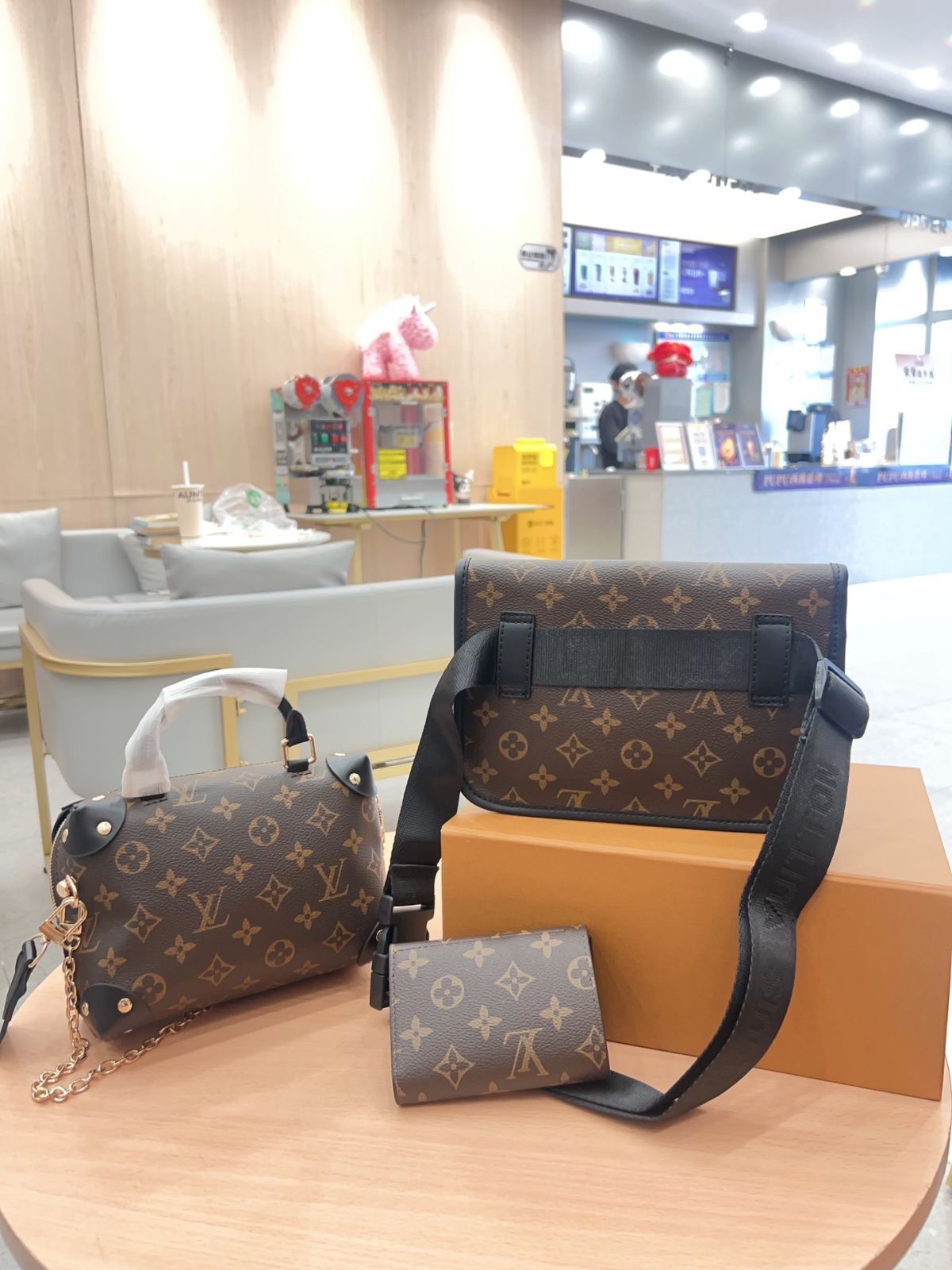 本日特価] TOP New 2025 高品質3点セット - Lv ブラックボックス