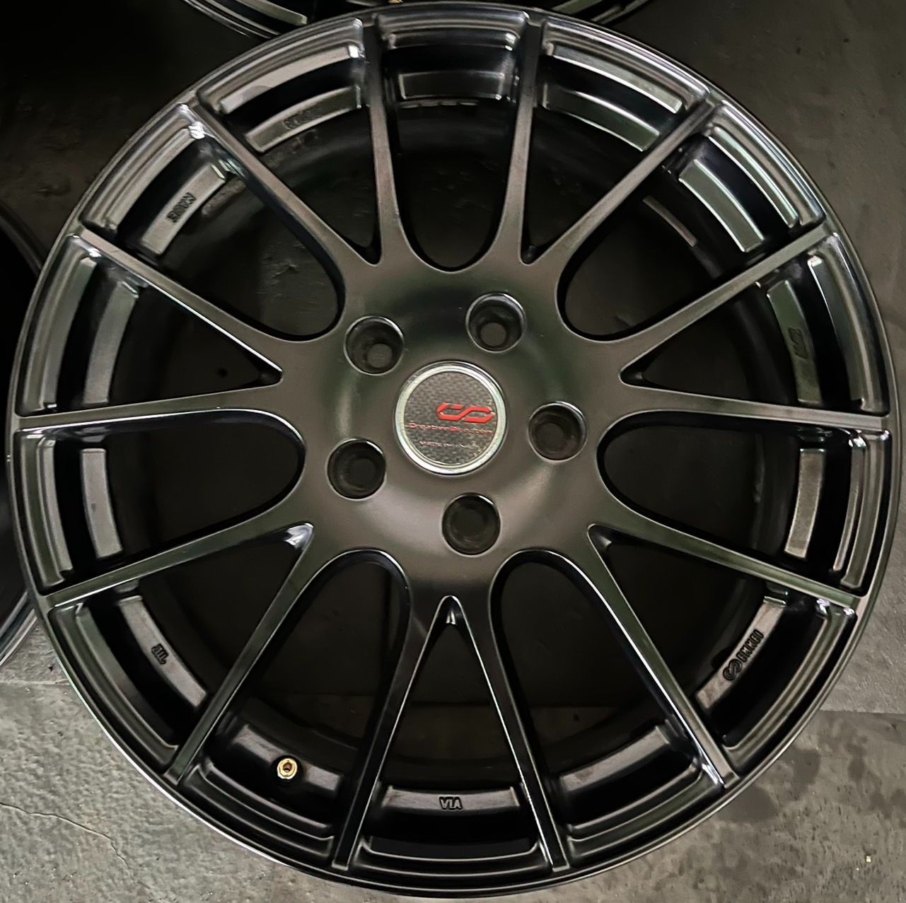 Direction 17インチ