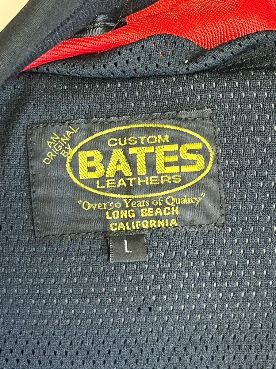 Bates バイカー
