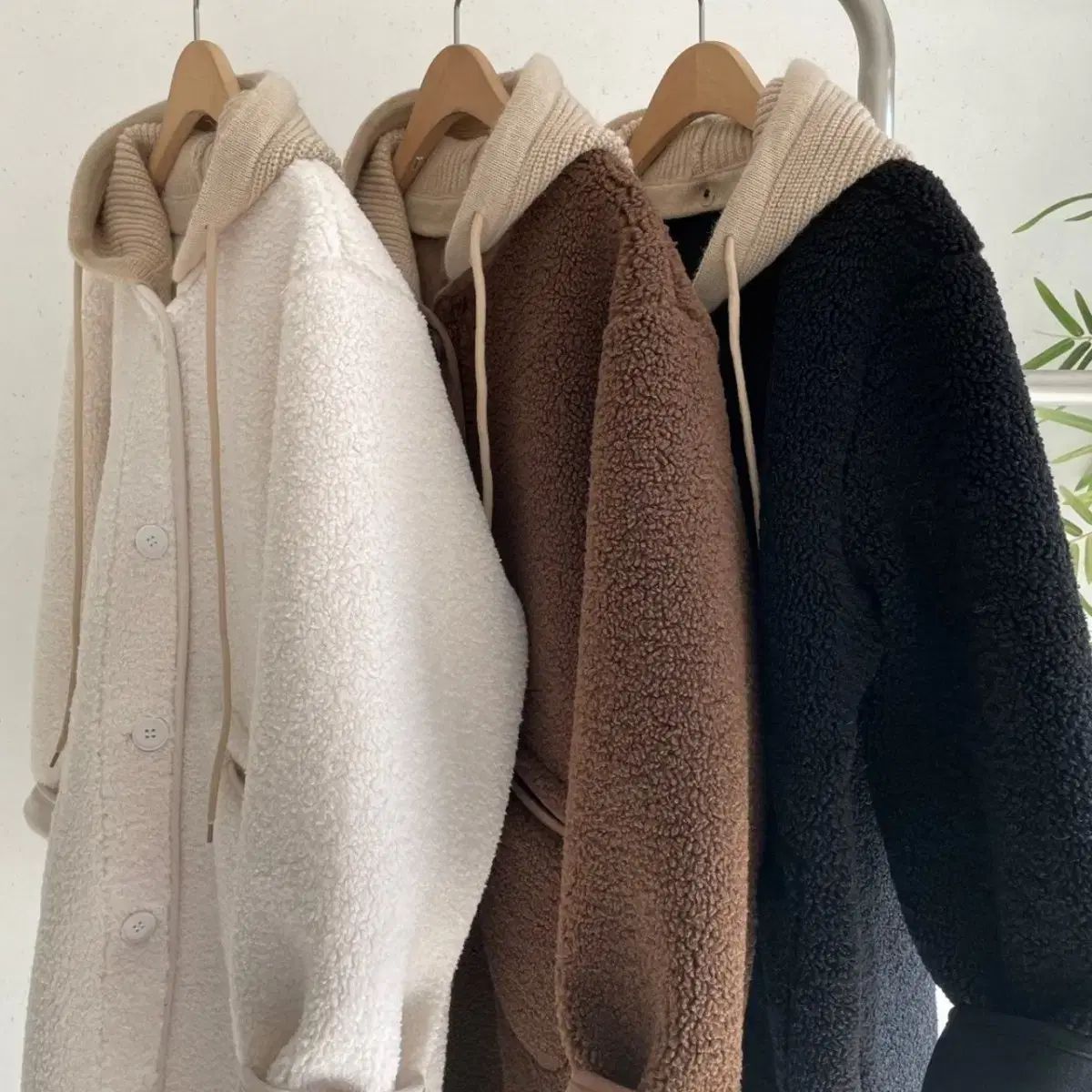 ニットWHO取り外しブークレボタンコート