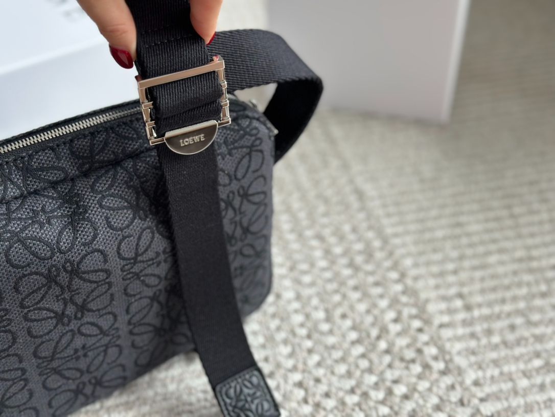 LOEWE|ロジェウィメンバッグ新型Militaryワイドショルダーストラッププリントカバー郵便配達バッグショルダーバッグショルダーバッグ-MM輸入4