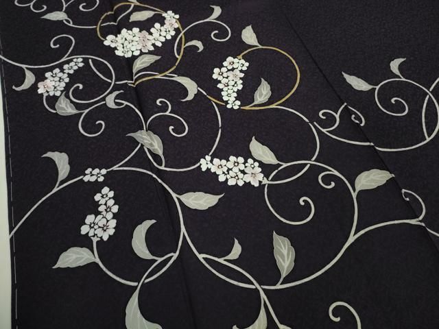 平和屋本店■極上 京都丸紅×牧瀬里穂 里穂のきもの 訪問着 刺繍 花唐草文 紫黒色地 金彩 さが美扱い 反端付き　逸品　未使用　DZAA9914kh5 平和屋本店□極上 京都丸紅×牧瀬里穂 里穂のきもの 訪問着 刺繍