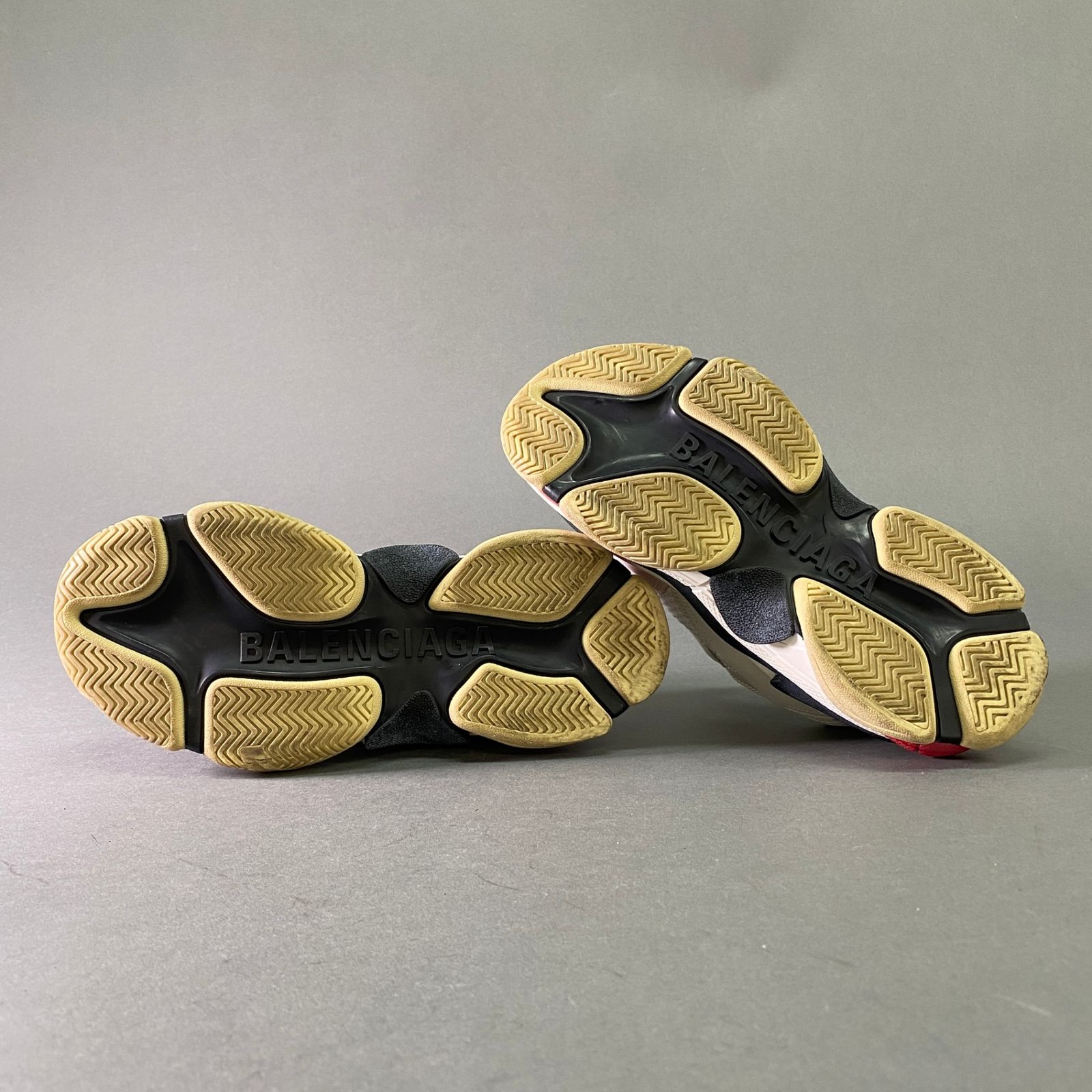 8l25 BALENCIAGA バレンシアガ TRIPLE S トリプルエス ダッド
