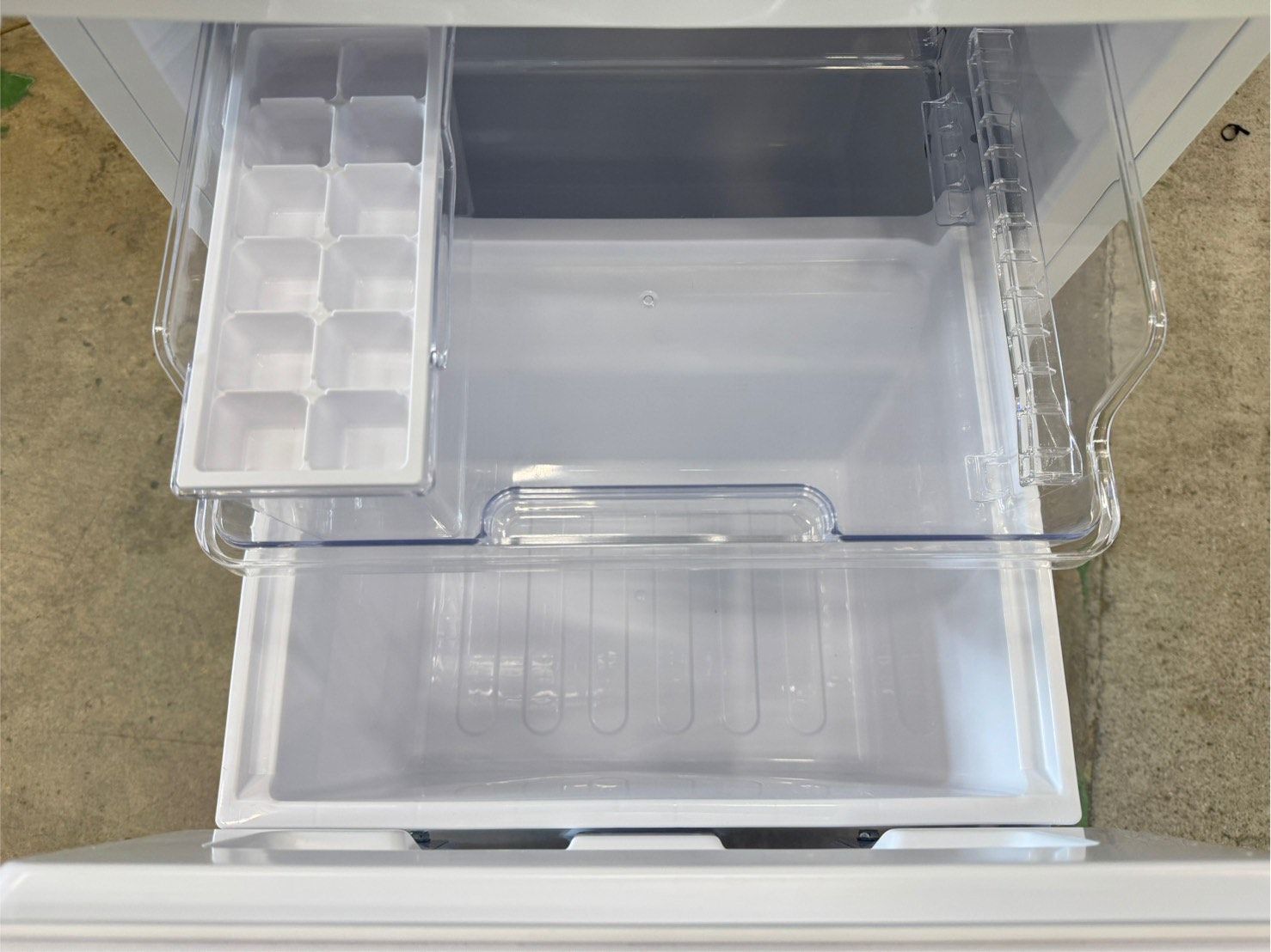 大阪送料無料☆3か月保障付き☆冷蔵庫☆シャープ☆2ドア