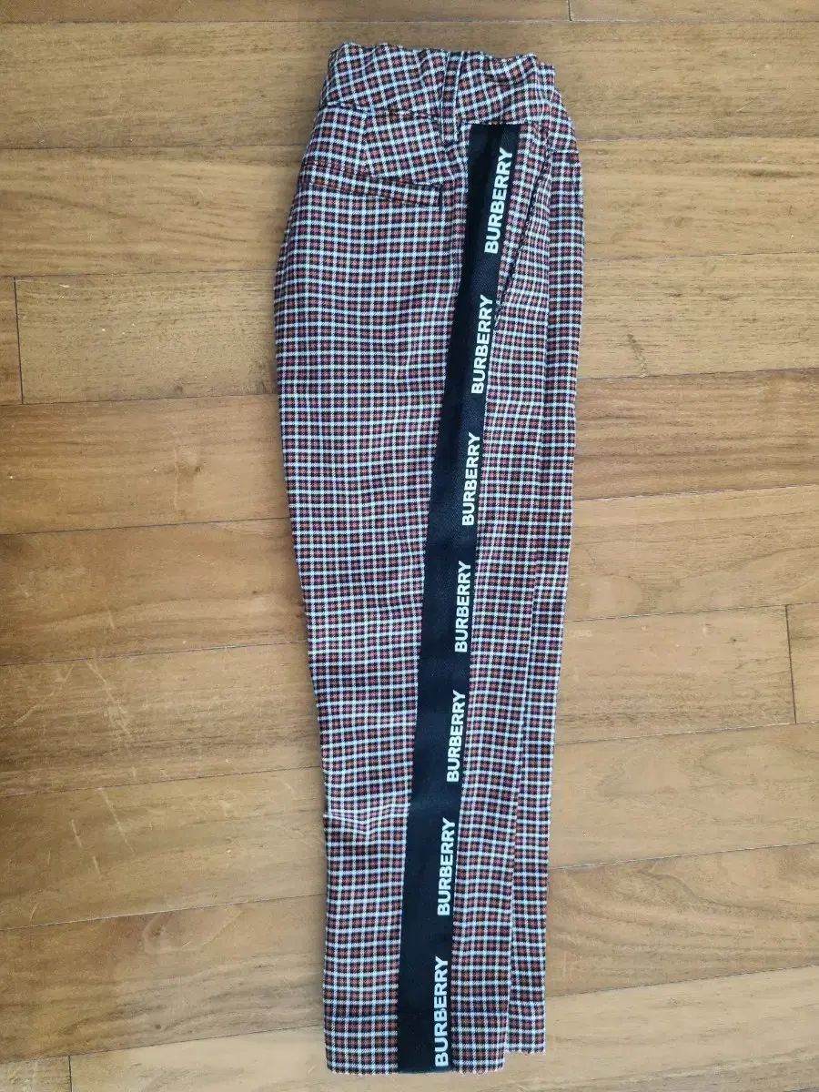 Burberry Kids バーバリーキッズ 4 y チェック ズボン サイドライン ロゴ ポイント