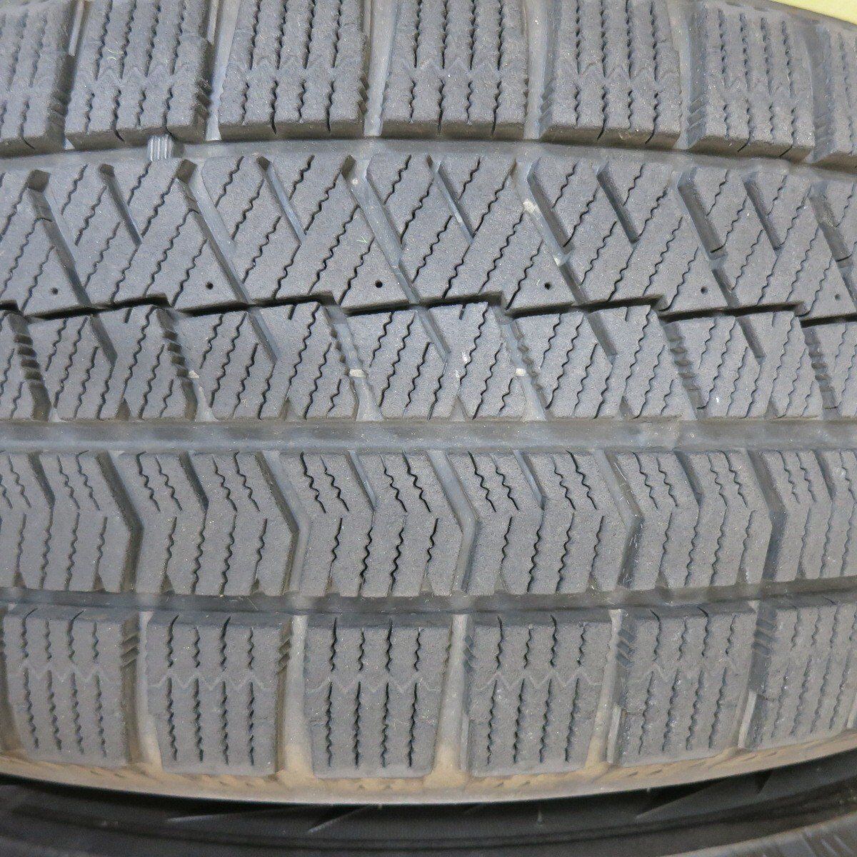 極上中古スタッドレス205/60R16ブリザックVRX3　ステップワゴン、ノア等 極上中古スタッドレス205/60R16ブリザックVRX3 ステップワゴン、ノア等