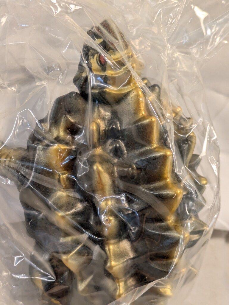 マルサン　福袋品ネオンカラー成形色　ガイガン　輸出版イメージ マルモンEX復刻シリーズ」より「カイバーグEX（1st.カラー）」が