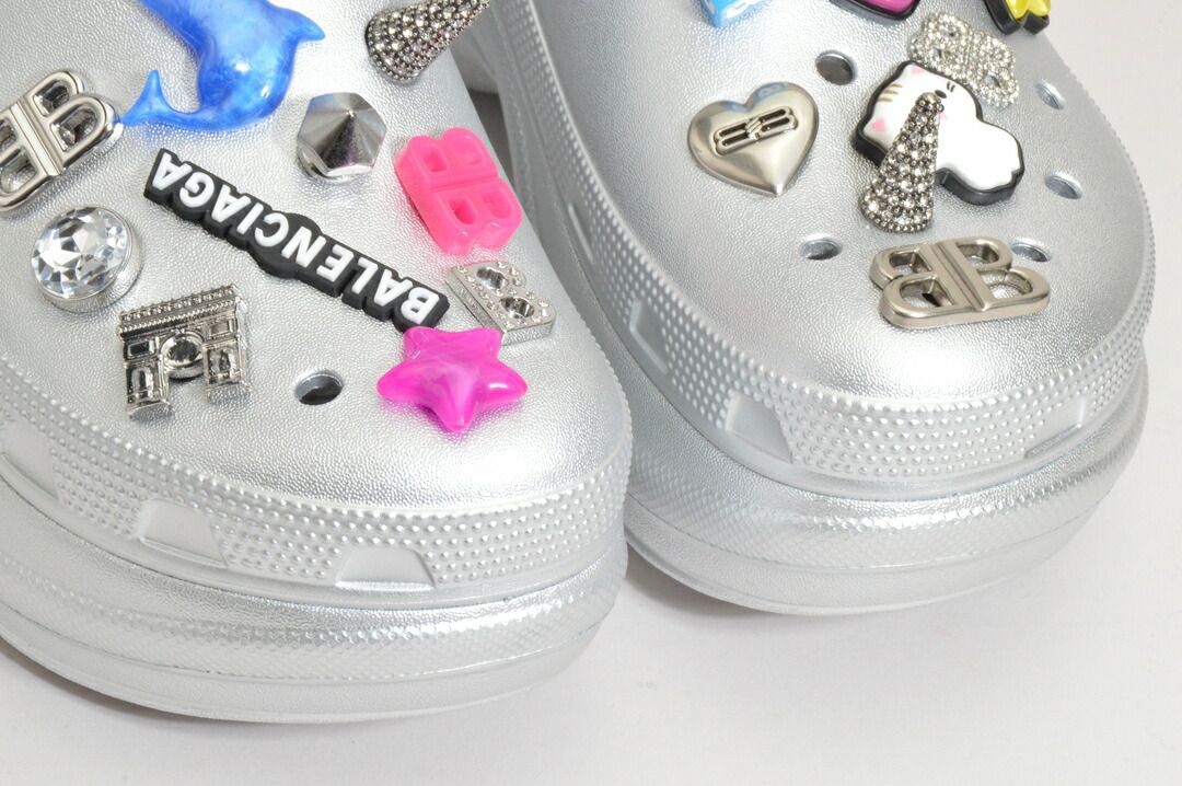 バレンシアガ クロックス