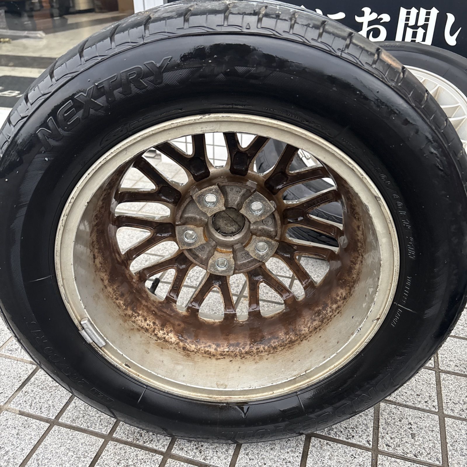 c35 純正ホイールタイヤセット