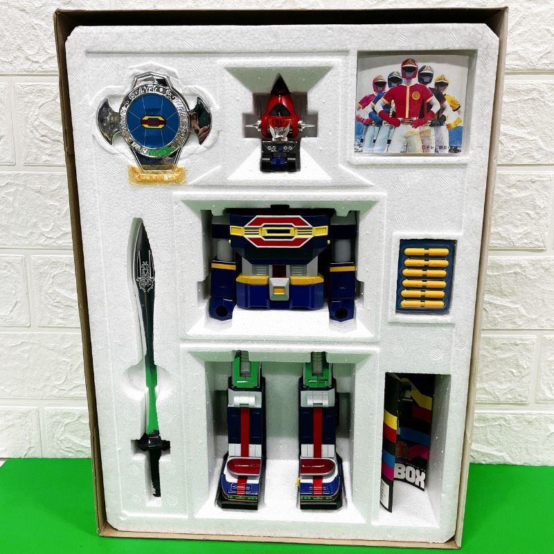 【希少】DX超合金 科学戦隊ダイナマン ダイナロボ DYNAINBOX 箱、説明書付き本体美品】DX超合金ダイナインボックス ダイナロボ 科学