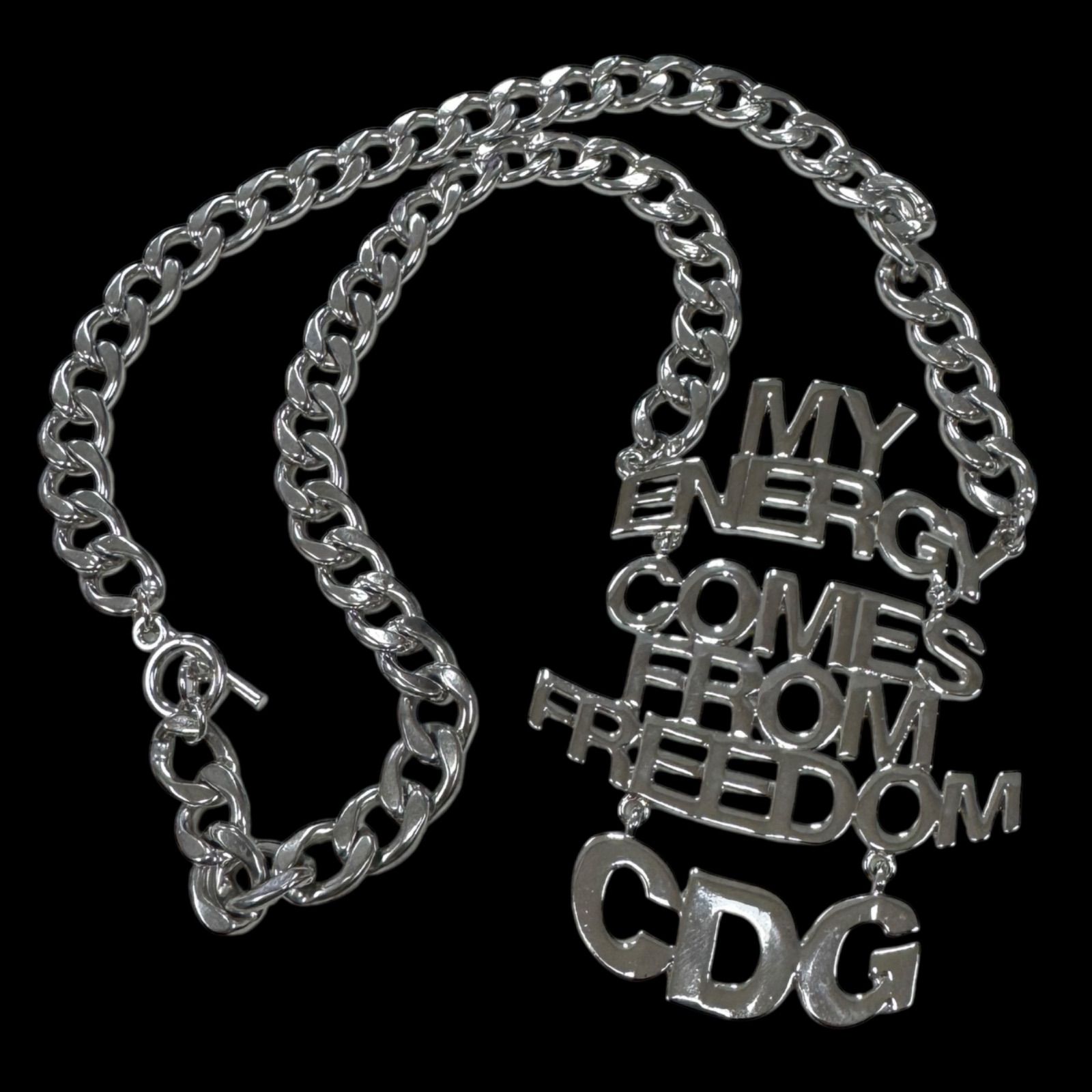 COMME des GARCONS 限定ネックレス CDGロゴ・メッセージネックレス（ゴールド）-コムデギャルソン