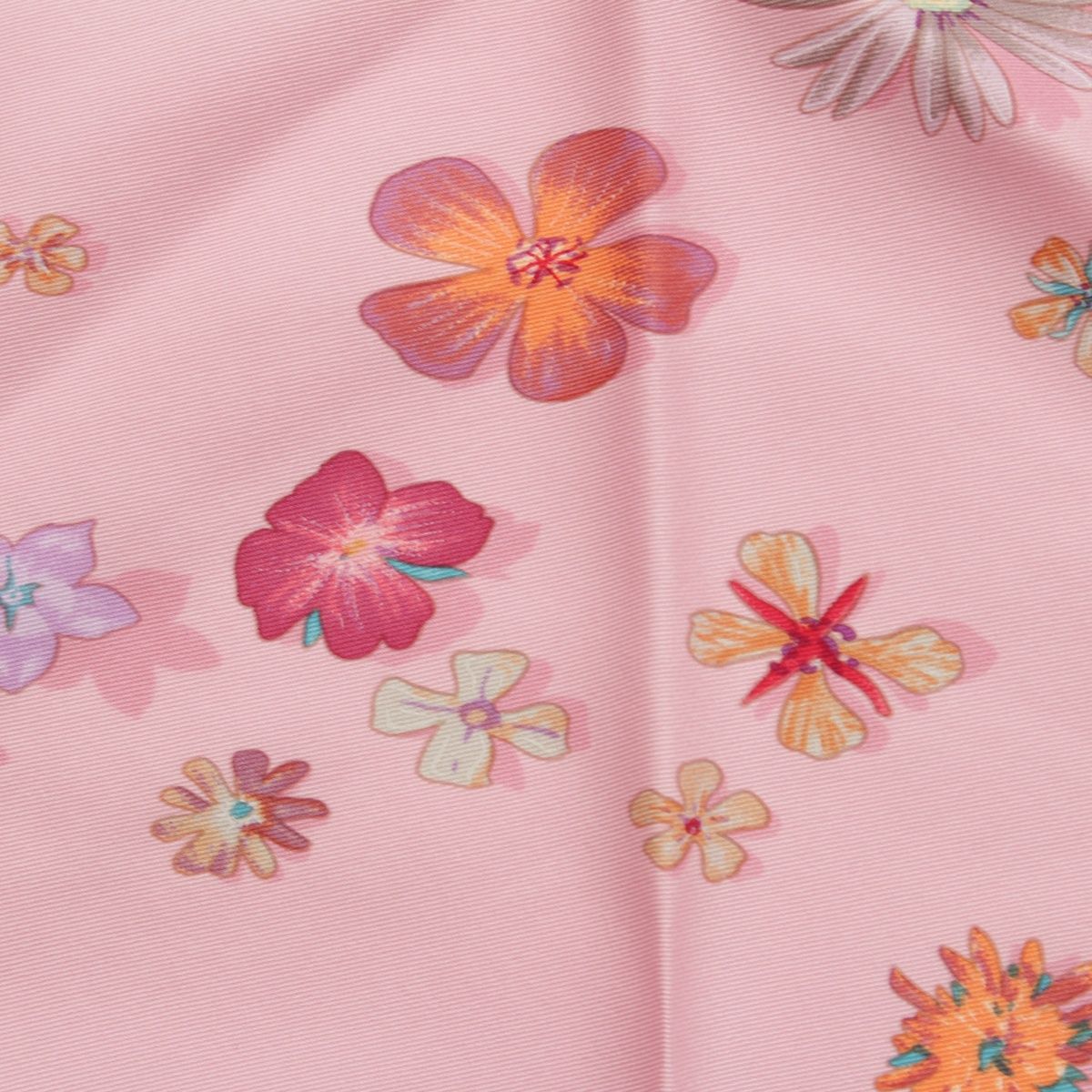 エルメス シルク トライアングルカレ FLOWER POWER フラワーパワー  
