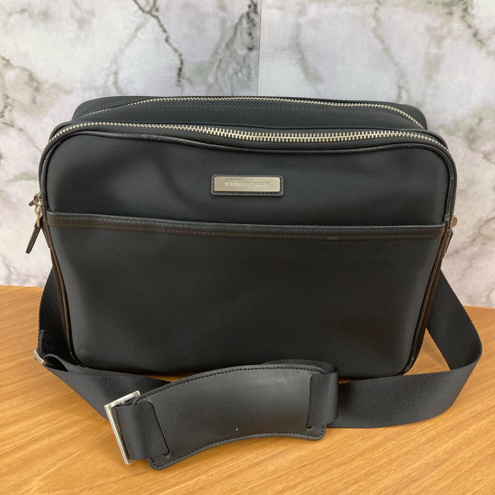 BURBERRY バーバリー ナイロン×レザー ショルダーバッグ 黒 ノバ 
