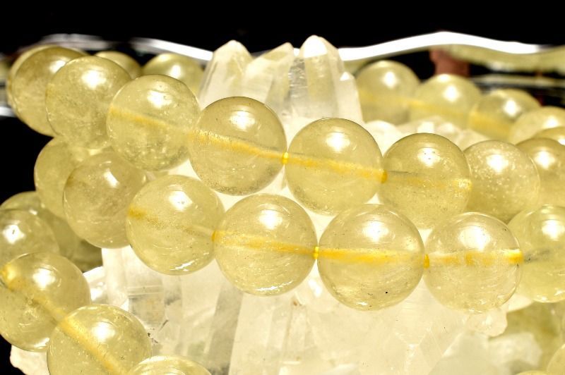 透明感あり◇クリストバイライト内包 リビアングラス 12mm