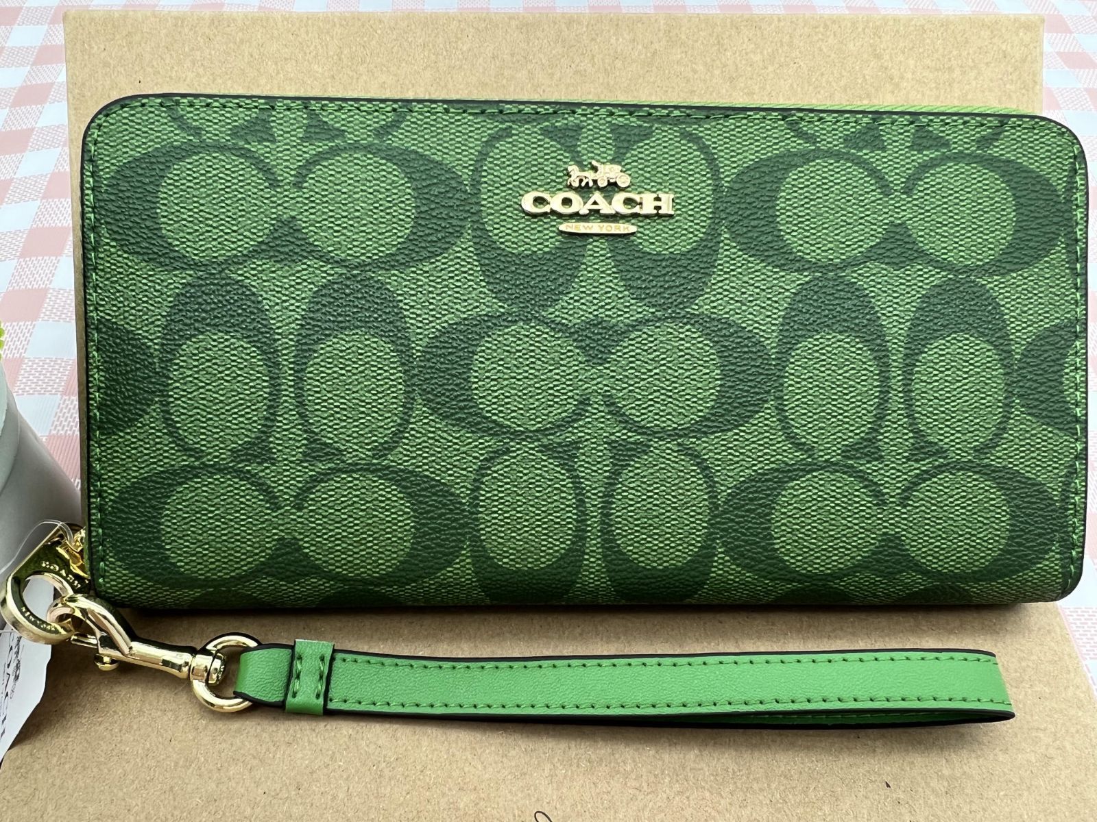 COACH 財布 コーチ 長財布  グリーン  アコーディオン ラウンドファスナー ロング ジップ アラウンド ウォレット レディースプレゼントC022