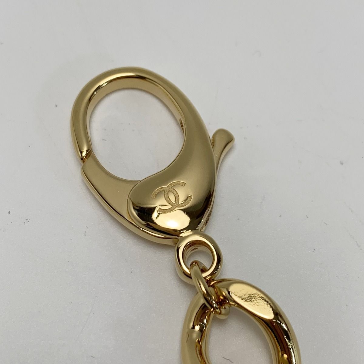 CHANEL シャネル B24C ココマーク ピンクファー キーホルダー チャーム