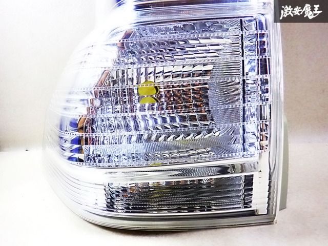 トヨタ純正TRJ150W ランドクルーザープラド前期 テールランプ 楽天市場】【トヨタ純正】 ランクルプラド150 150プラド