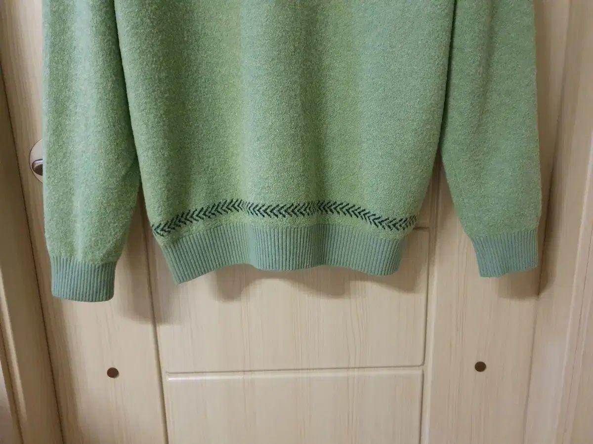 カッターアンドバック 95 ウール ニット 防風 ライトグリーン色 LLC-HASEGAWATOSO_COM