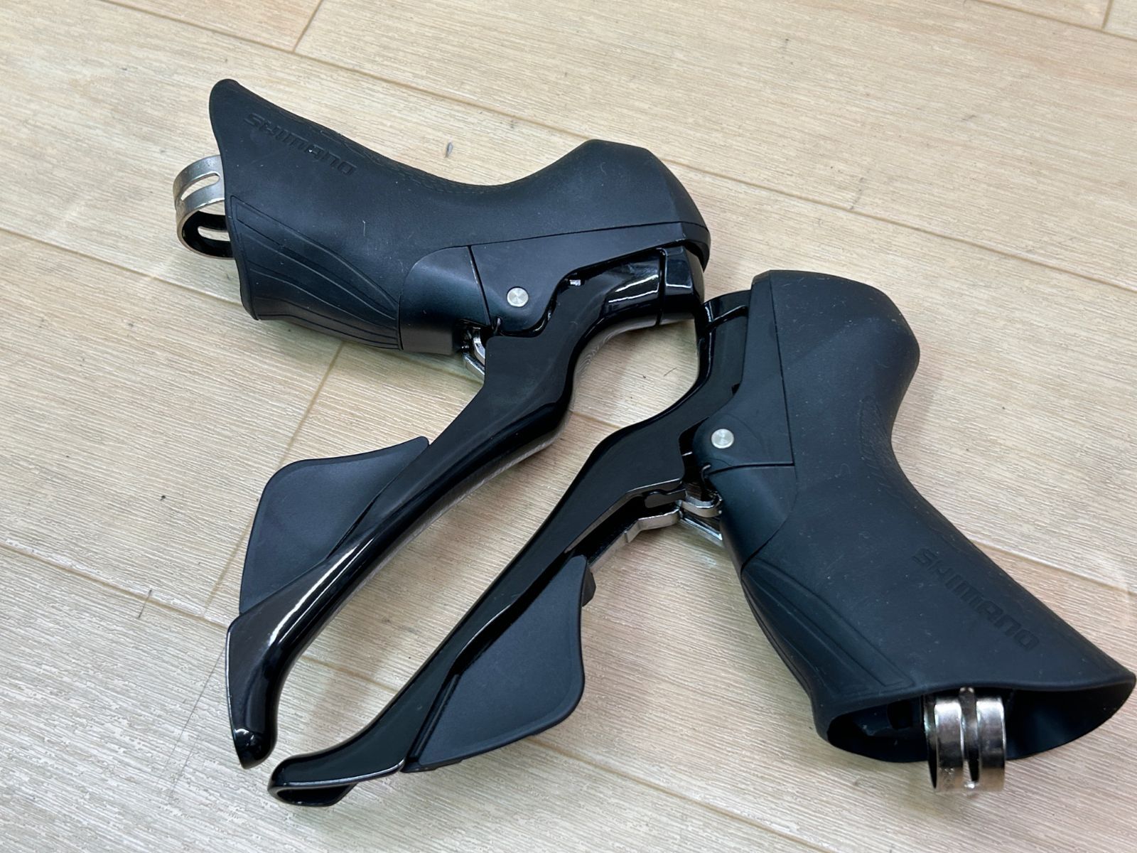 機械式リムブレーキ用 デュアルコントロールレバー