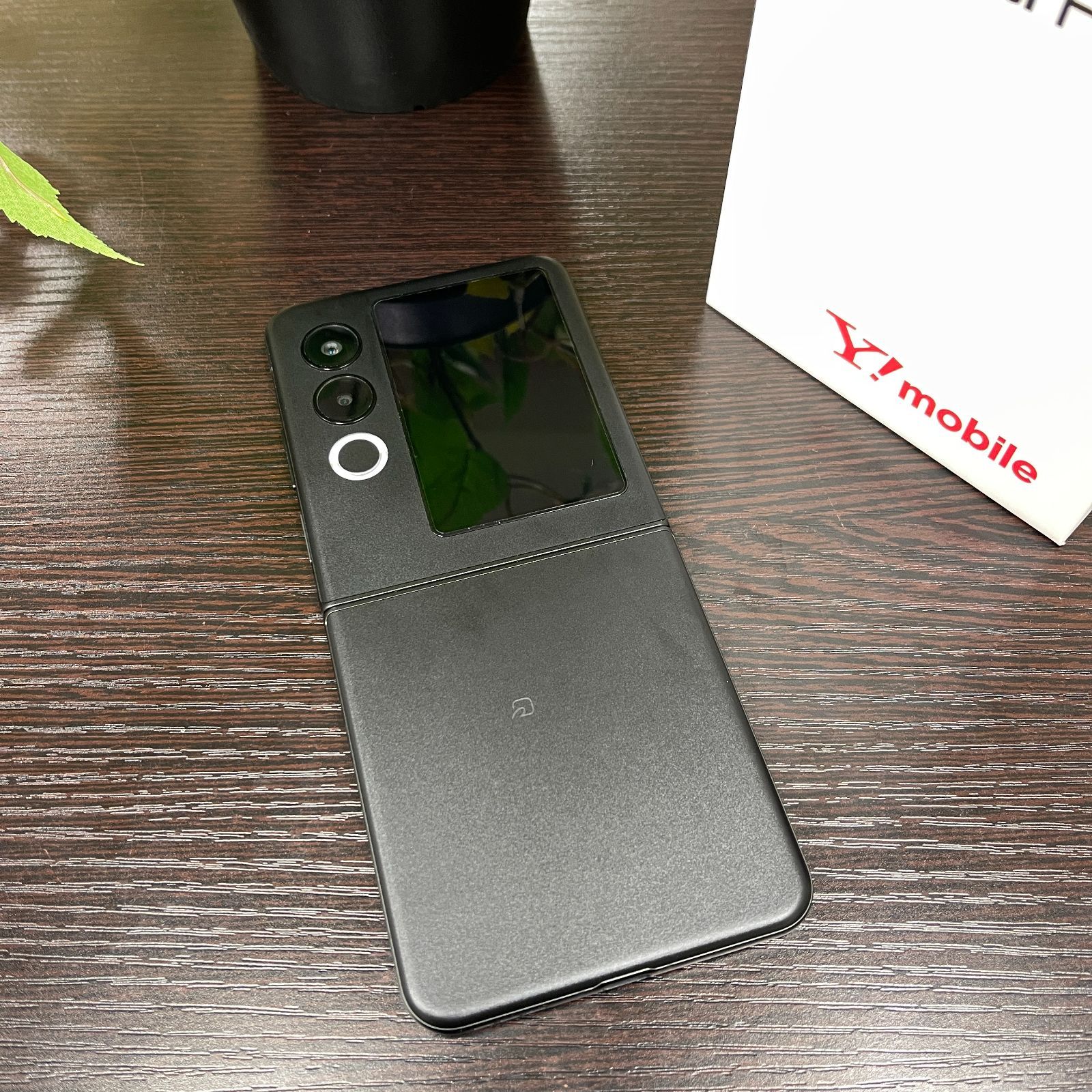 Nubia Flip 2 A404ZT ブラック 128GB 国内版 SIMフリー送料無料 【公式
