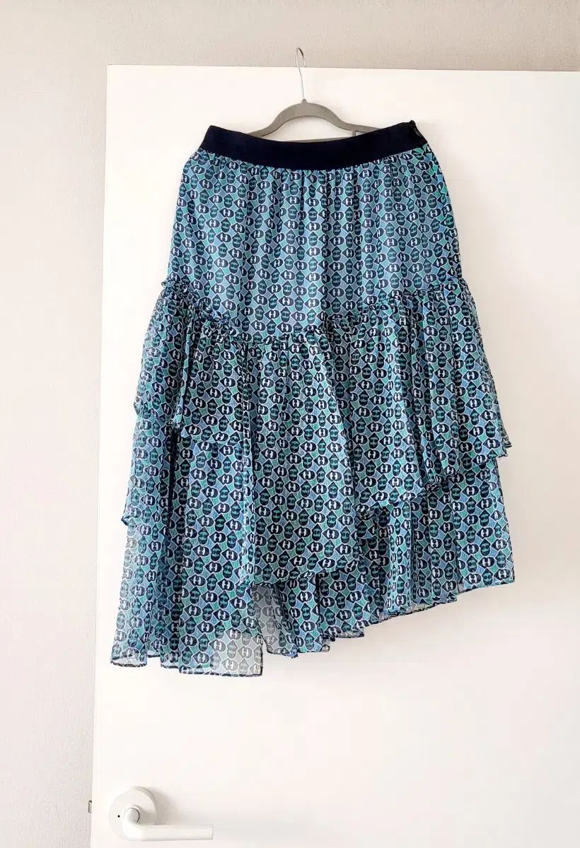 LUCKY CHOUETTE ラッキーシュエトゥ スカート| 36