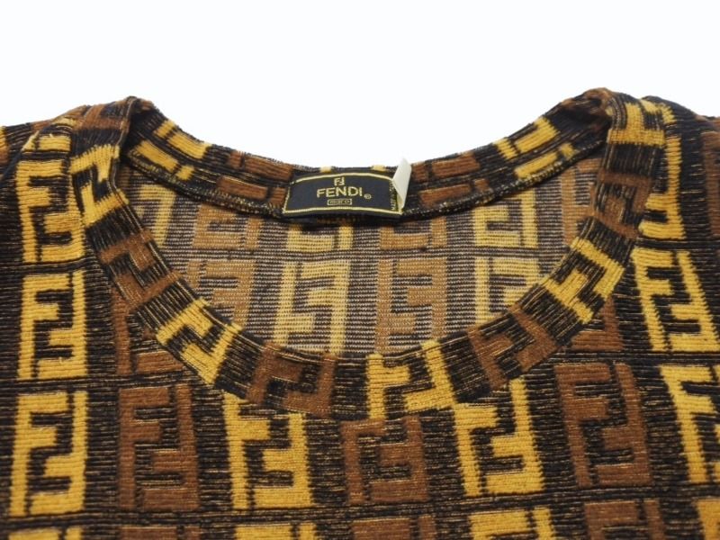 ☆未使用☆FENDI ノースリーブワンピース　総柄　パイル生地 極美品 FENDI フェンディ ズッカ柄 パイル ノースリーブ