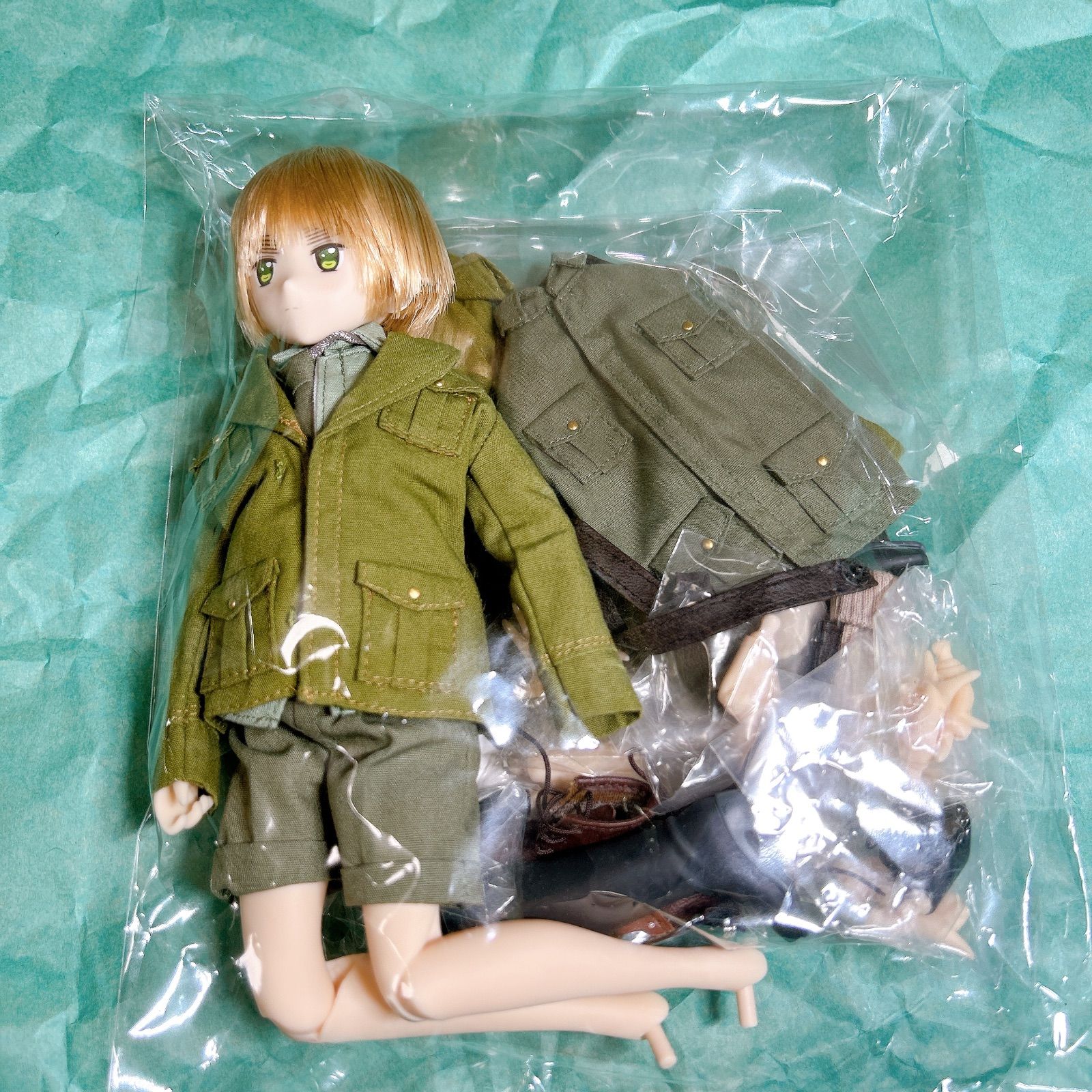 ヘタリア　イギリス　1/6スケールドール　アスタリスクコレクションNo.005 Amazon.co.jp: AZONE アスタリスクコレクションシリーズ 005