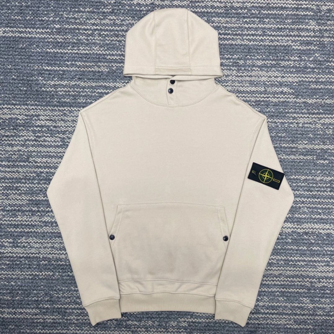 STONE  ニットパーカー　ベージュ　Sサイズ MサイズSTONE ISLAND ストーンアイランドパーカーベージュ