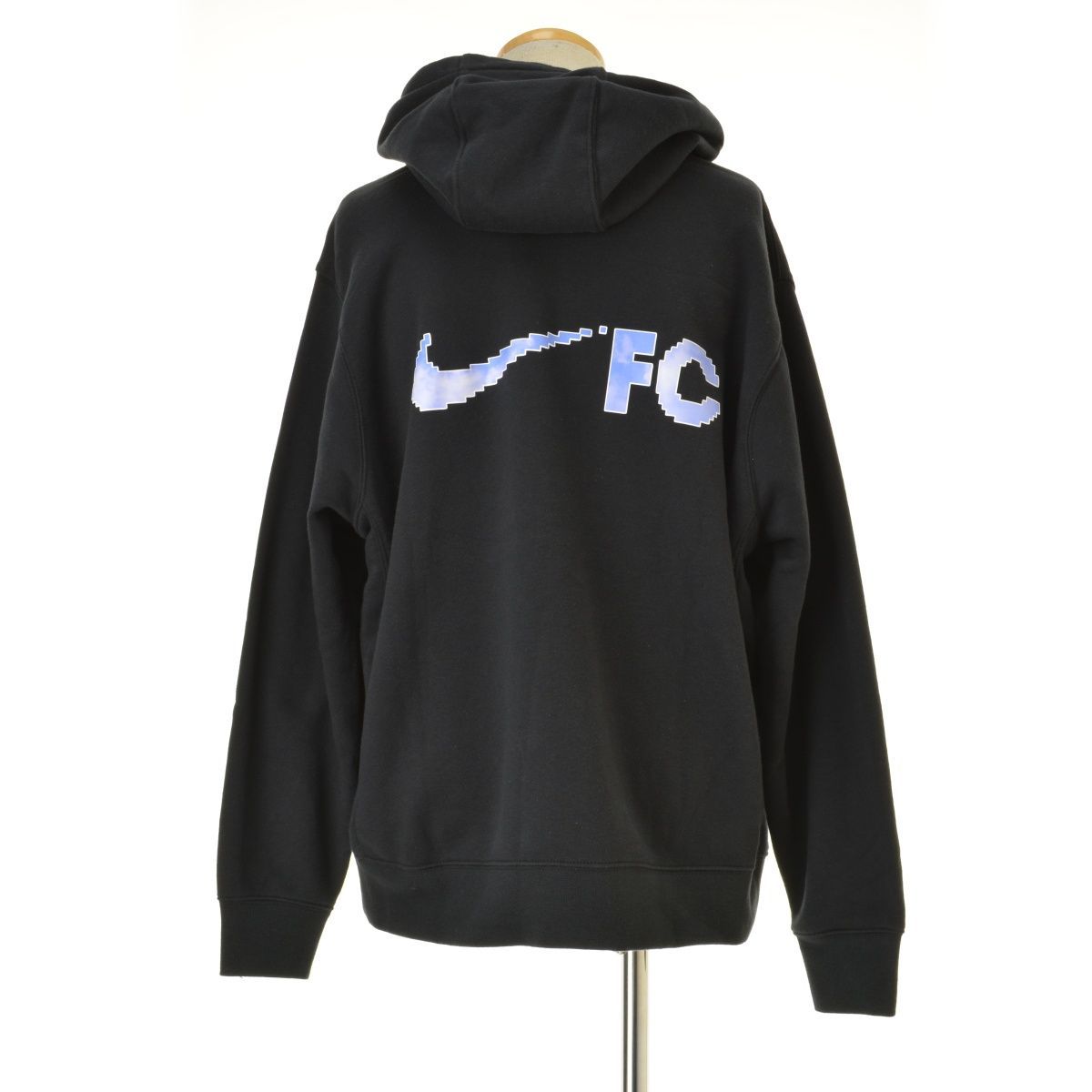 【タグ付属美品】FCRB✖️NIKE HOODIE パーカー タグ付属美品】FCRB✖️NIKE HOODIE パーカー