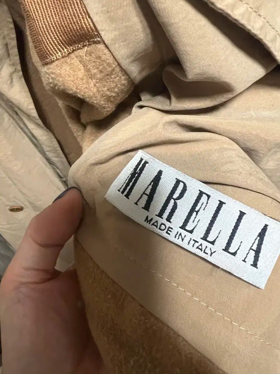 イタリア ベージュ