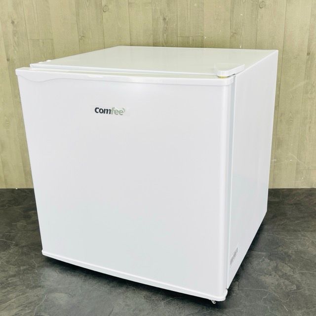 美品⟡.* Comfee ノンフロン冷蔵庫 RCD45WH/E 45L【中古品】 楽天市場】COMFEE' 冷蔵庫 45L 右開き ホワイト RCD45WH/E
