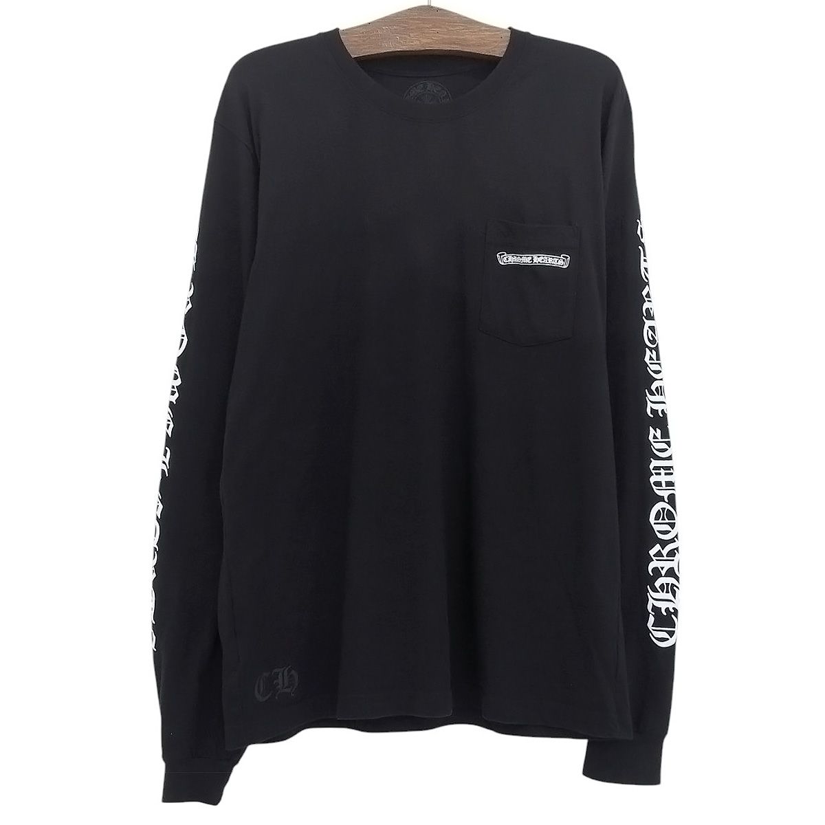 【Ｋou】クロムハーツ スクロールロゴ ロングスリーブ ポケット ブラック Kou様専用】クロムハーツ スクロールロゴ ロングスリーブ
