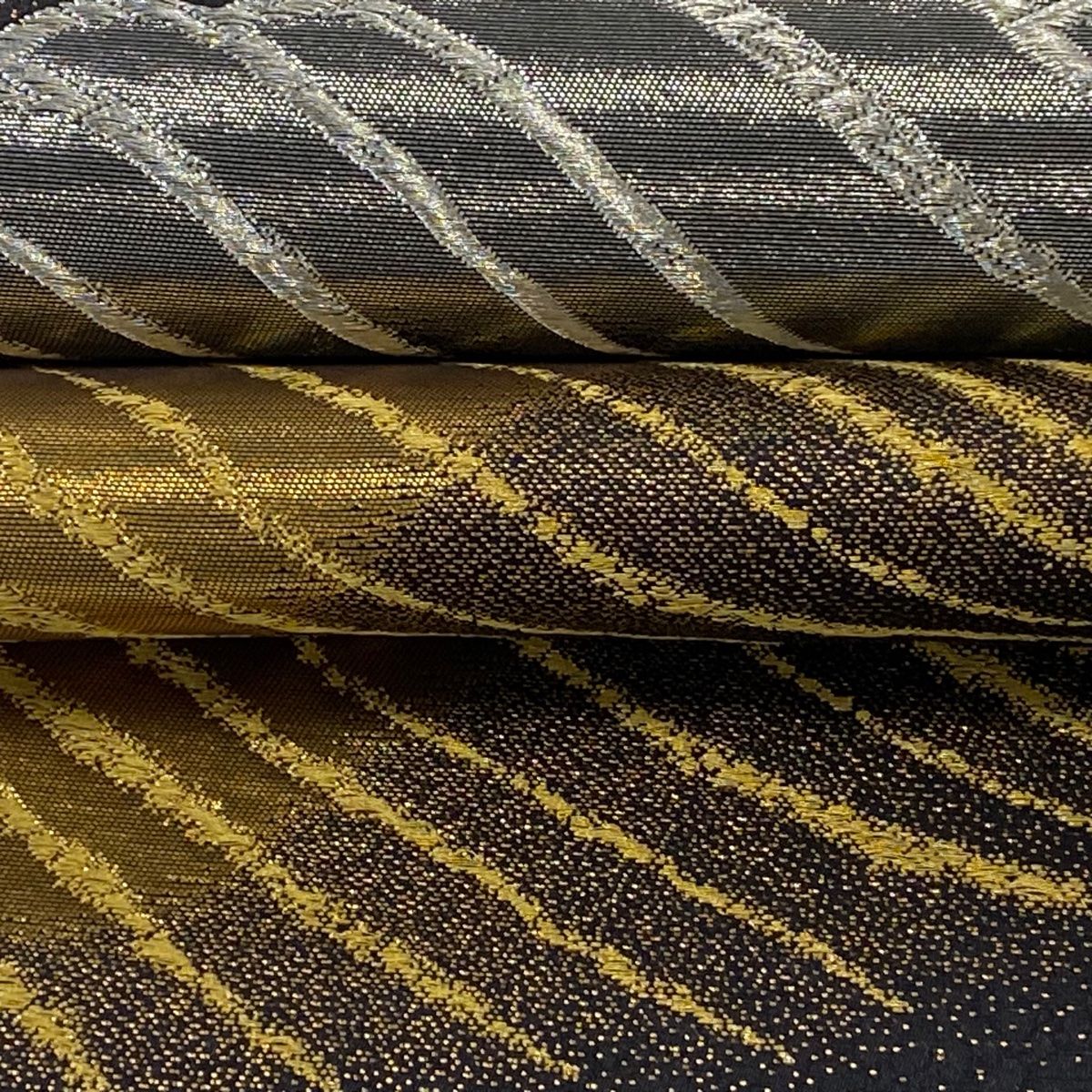 袋帯 金糸 銀糸 華紋 美品 袋帯 逸品 花鳥 華文 金糸 刺繍 青灰色 六通 正絹 【中古