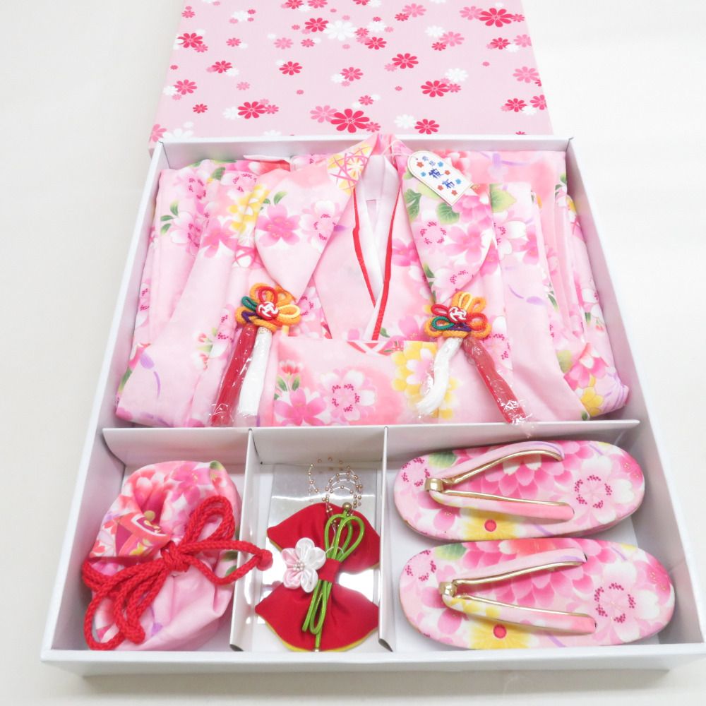 子供着物 女児用 被布セット 着物・被布・襦袢・草履・巾着・髪飾り ６点 桃色 桜 毬 ポリエステル 女の子用 3才向き 七五三 身丈79cm 新品