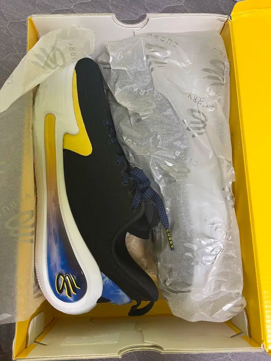 【最終値下げ】CURRY12 非売品(グッズのみ) カリー 12 UNDER ARMOUR(アンダーアーマー) バスケットシューズ 出品