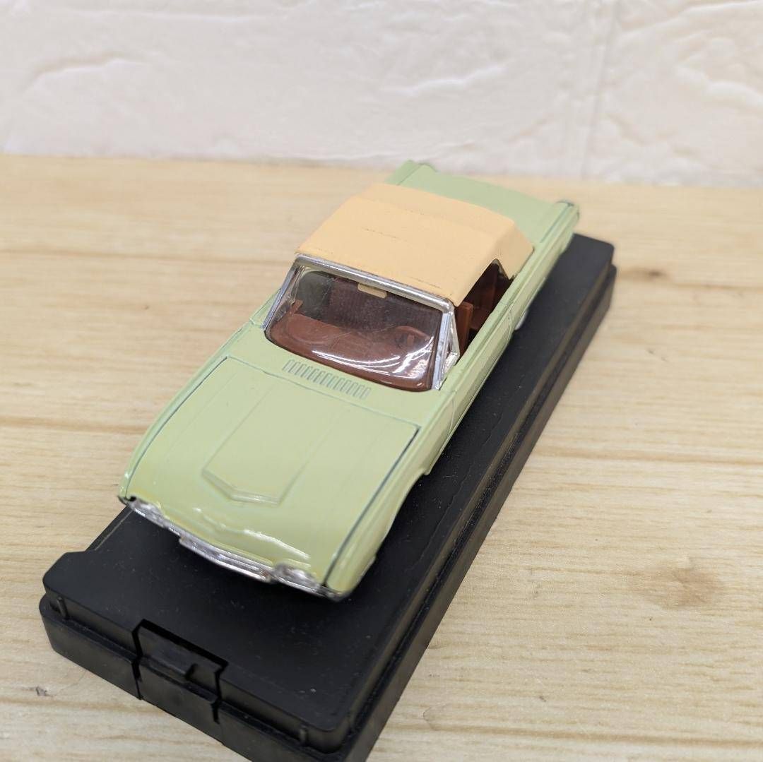 フォードサンダーバードsolido 4505 ford 61 フランス製　希少 フォードサンダーバードsolido 4505 ford 61 フランス製 希少 - メルカリ