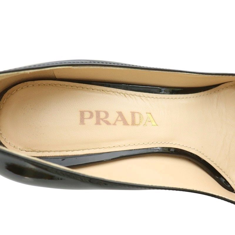 PRADA プラダ パンプス パテントレザー リボン ゴールドロゴ ブラック PRADA プラダ パンプス パテントレザー リボン ゴールドロゴ