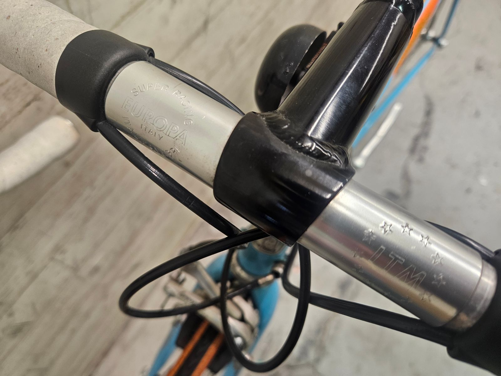 □【 西濃運輸 発送のみ 】PEUGEOT COMPETITION size:52 CAMPAGNOLO