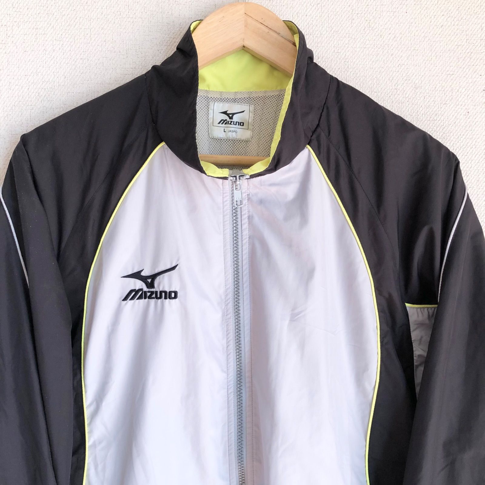 90s 初期 ヴェルディ川崎ミズノ製ナイロンウィンドブレーカートラックジャケット 楽天市場】ミズノ MIZUNO ウィンドブレーカージャケット 総裏