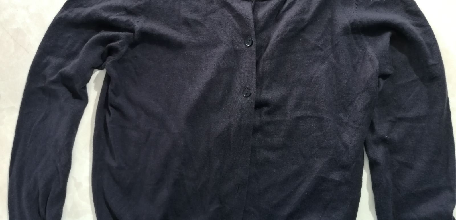 GU ジーユー GU UVカットクルーネックカーディガン サイズM 251-267438