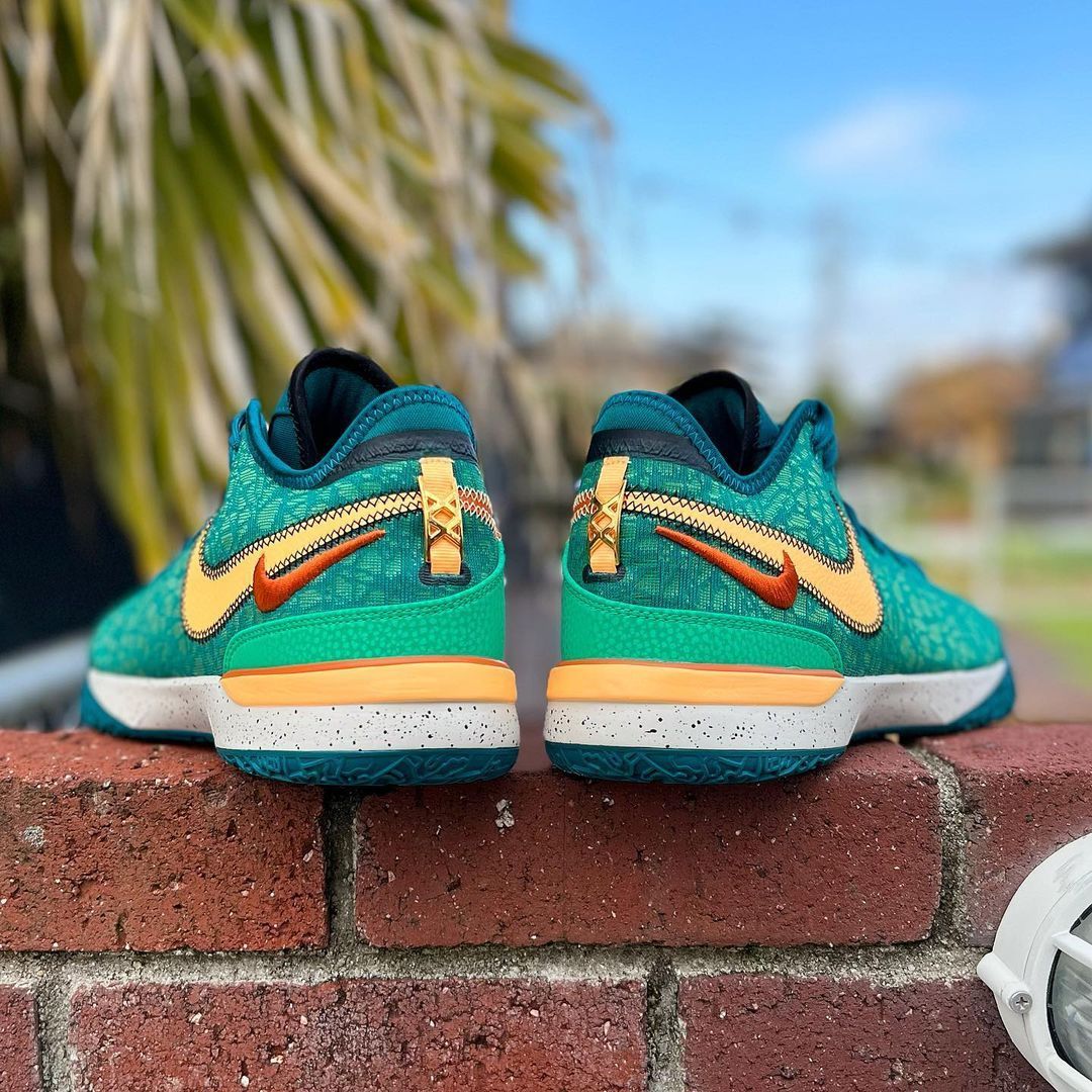 NIKE ZOOM LEBRON NXXT GEN 'GEODE TEAL' ナイキ ズーム レブロン ネクスト ジェン 【MEN'S】 geode  teal/campfire orange-melon tint DR8788-301