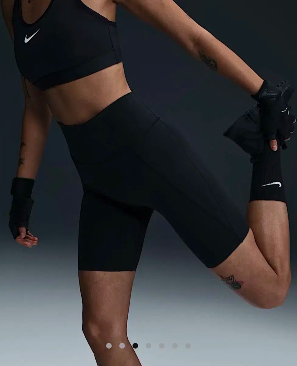 リンダワークス 完売‼︎ヨガパンツ ブラック リンダワークス 完売‼︎ヨガパンツ ブラック Linda Works | リンダ