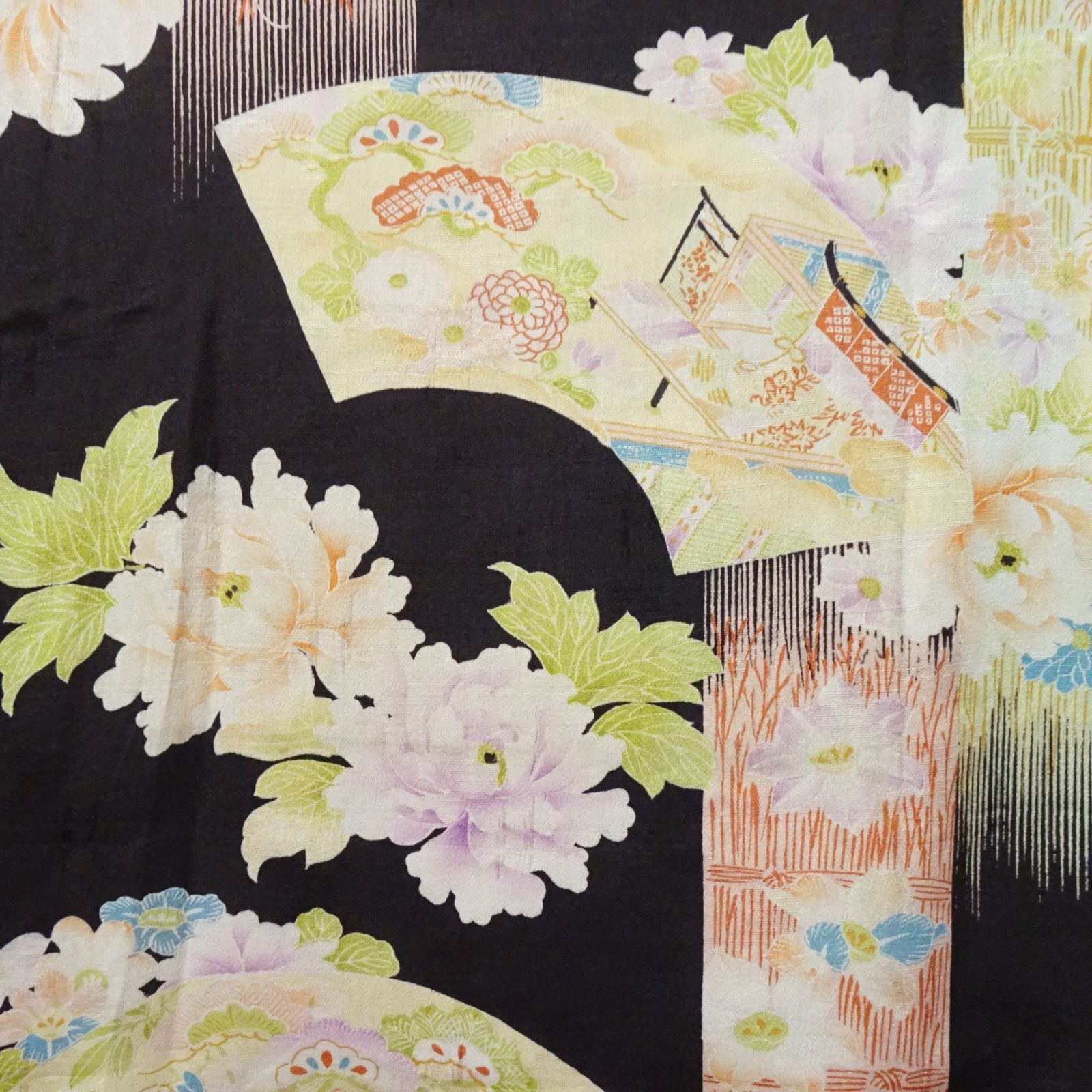 アンティーク 紋錦紗 着物 扇面 菊 牡丹 231951y