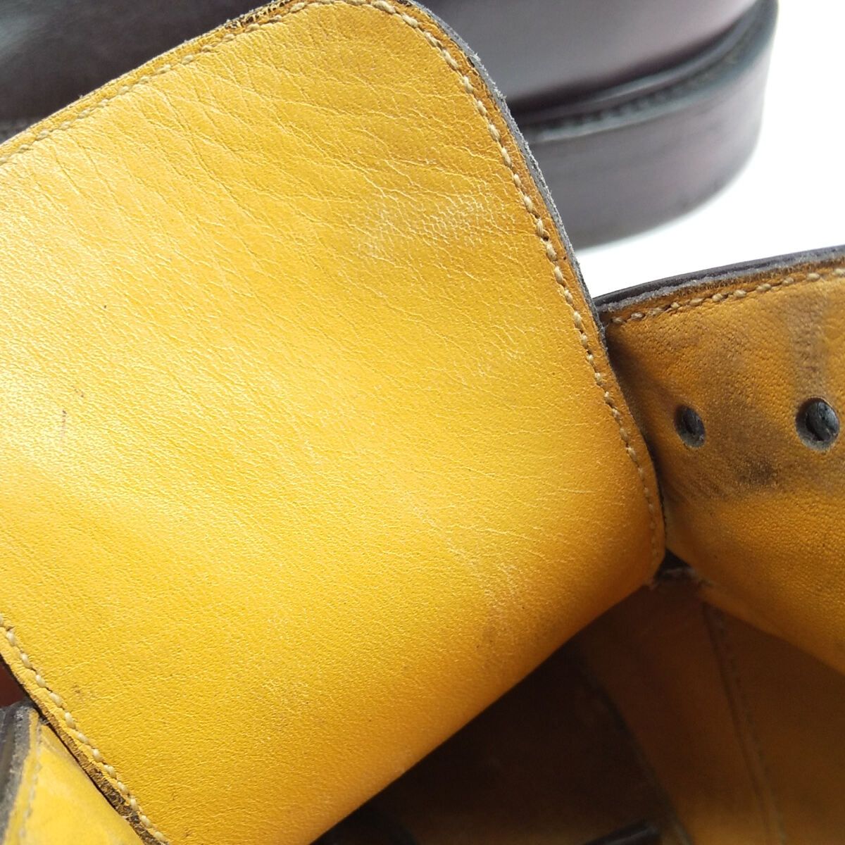 Uチップシューズ